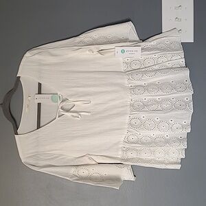 New! White Eyelet Top